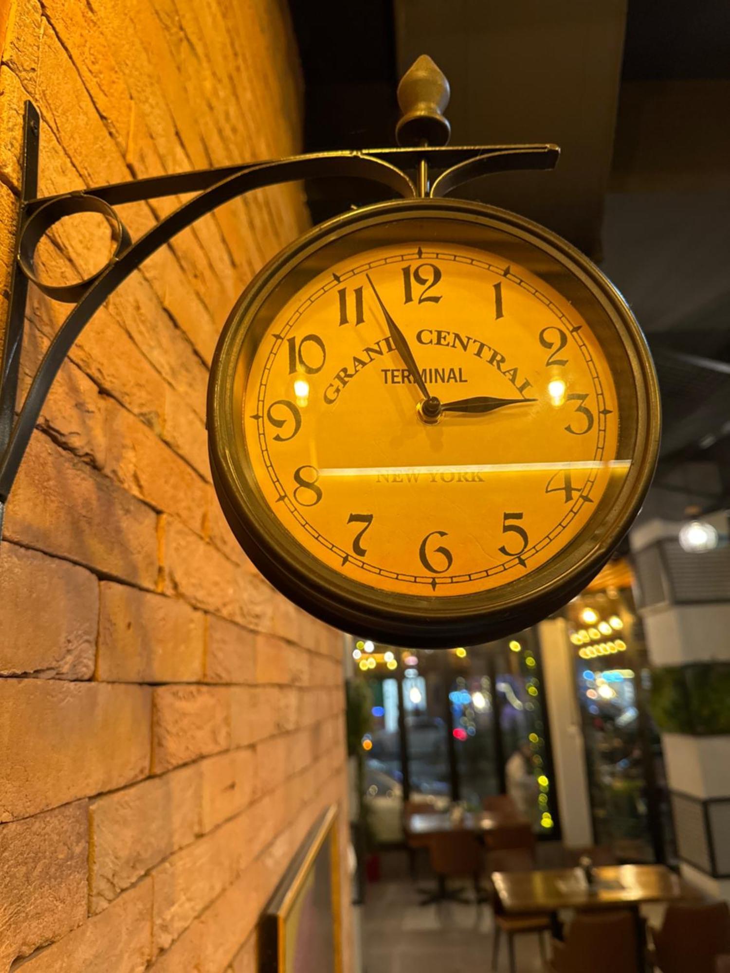 Hotel Tirona تيرانا المظهر الخارجي الصورة