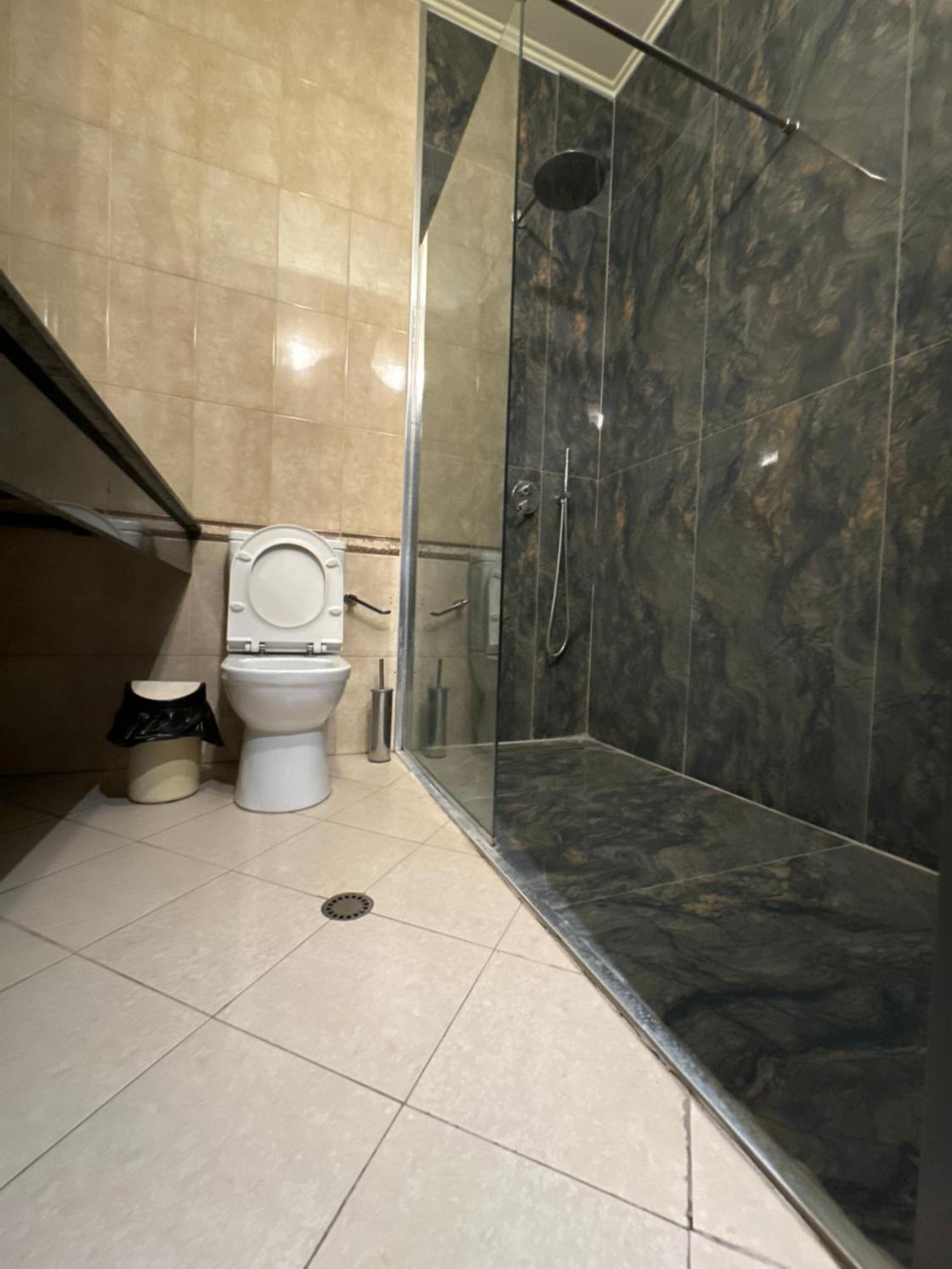 Hotel Tirona تيرانا المظهر الخارجي الصورة