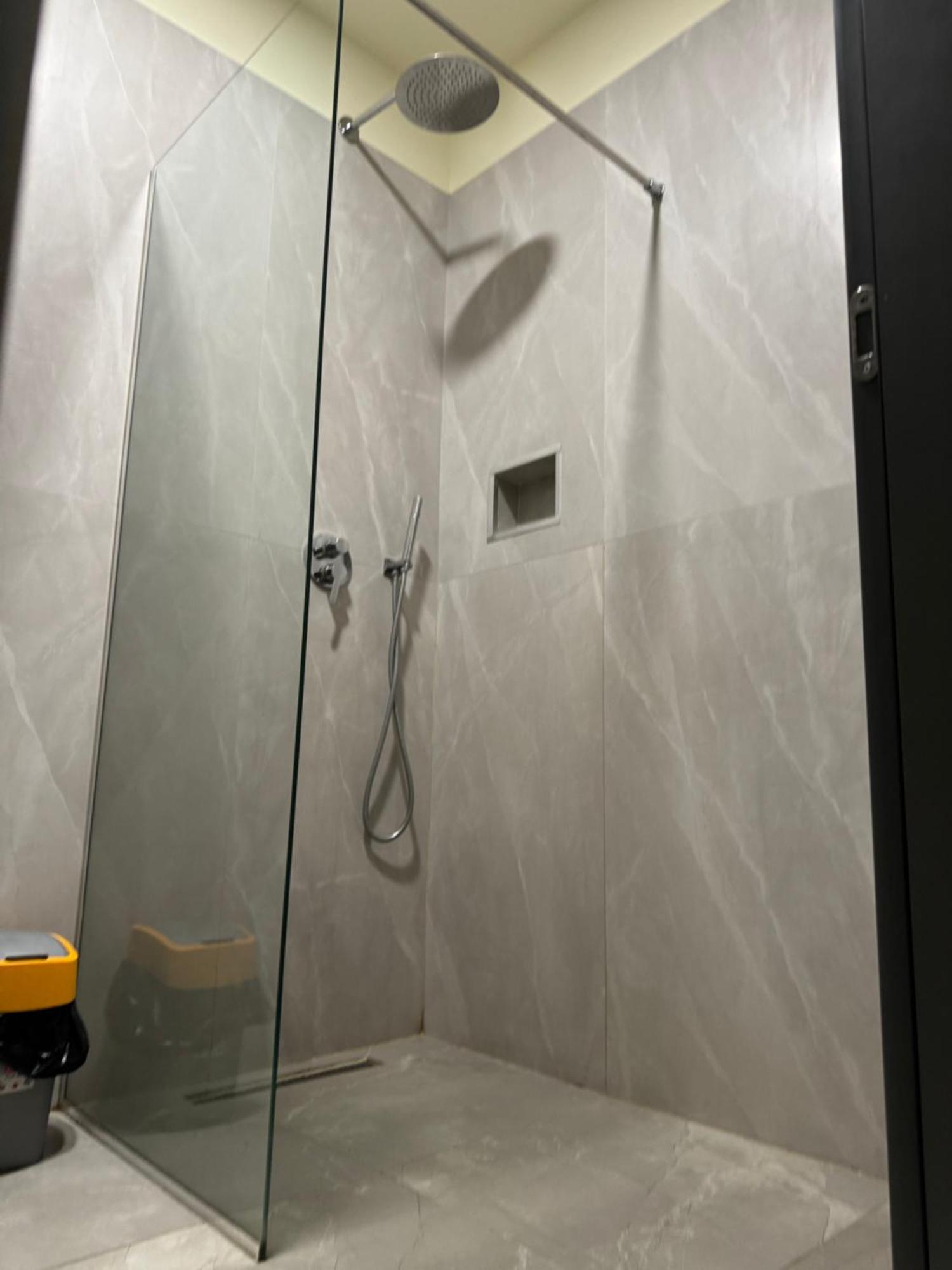 Hotel Tirona تيرانا المظهر الخارجي الصورة